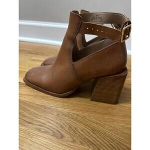 Free People Brady Buckle Bootie in Cognac Leather size 39.5